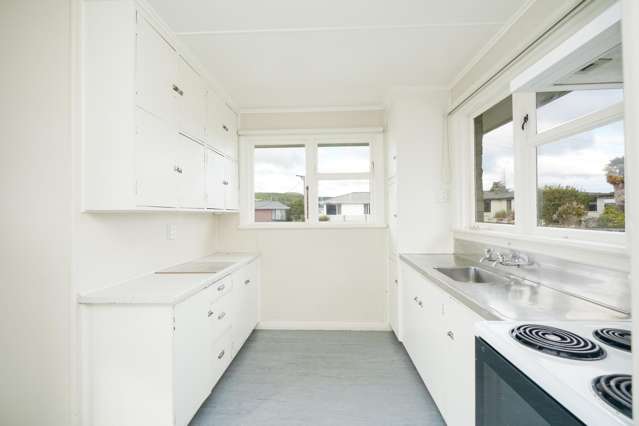 5 Anderson Place Gore Surrounds_2