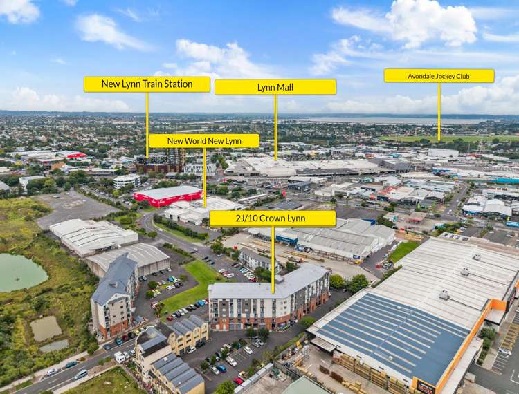 2J/10 Crown Lynn Place New Lynn_12
