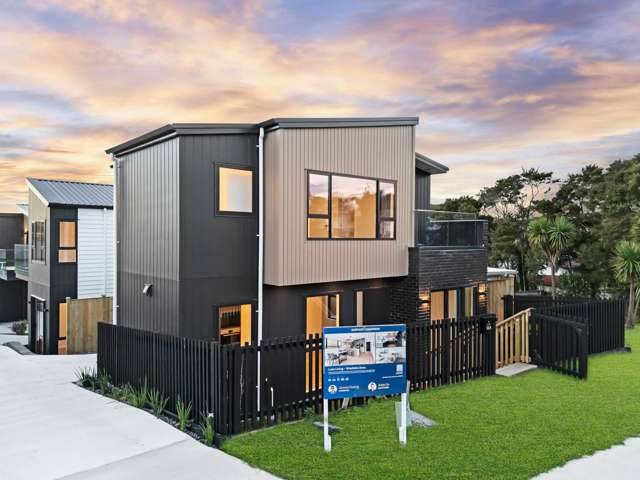 Luxury Living in the Heart of Forrest Hill