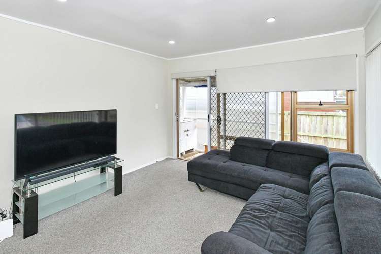 3/6 Russell Road Manurewa_5