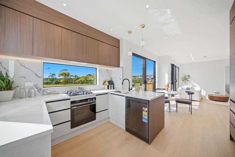 1 Nerita Place Long Bay_7