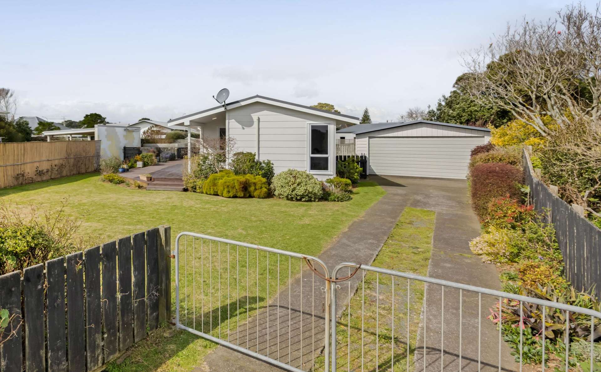 8 Hughson Place Opunake_0