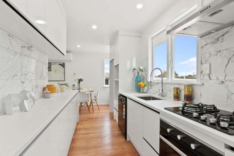 10 Maybelle Place Kelston_7