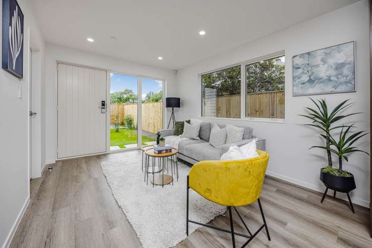 1/36 Halsey Road Manurewa_14