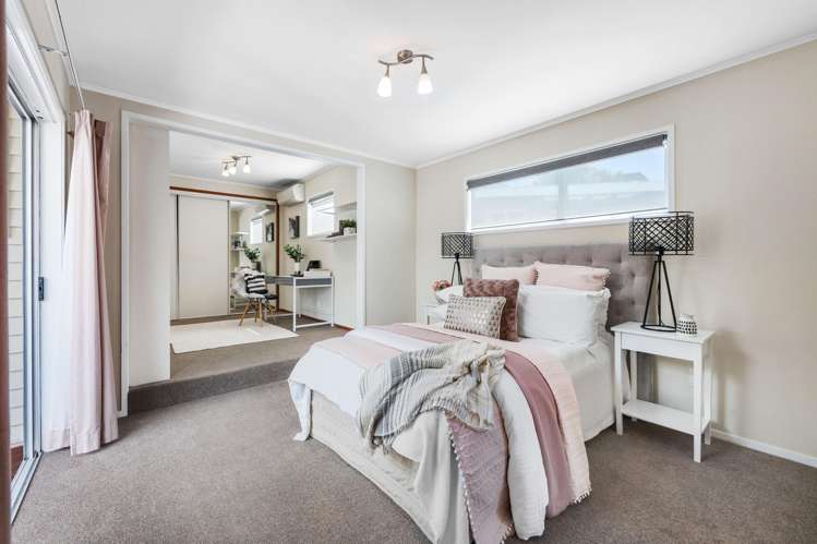 10 Borrowdace Avenue Botany Downs_19