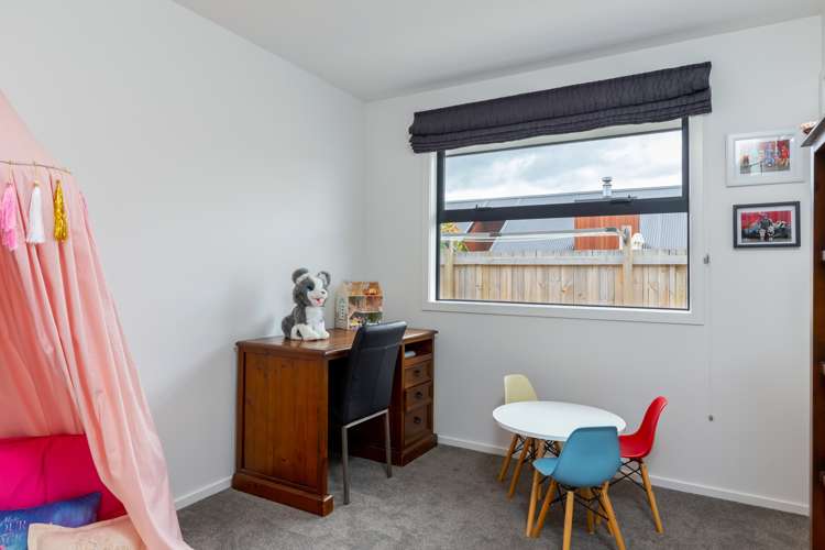 29 Corsair Crescent Burleigh_13