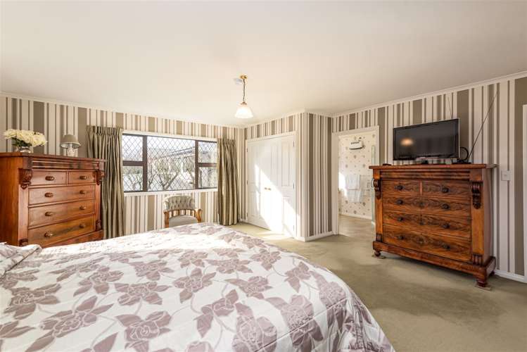 24 Tomes Road Saint Albans_27