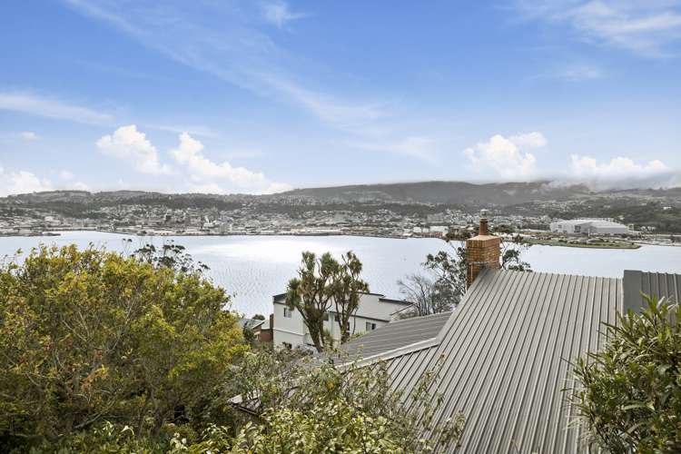 10 Shandon Road Vauxhall_13