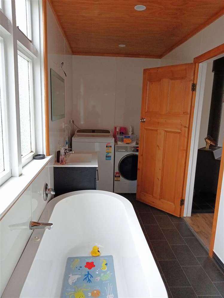 94 Bealey Street Hokitika_9