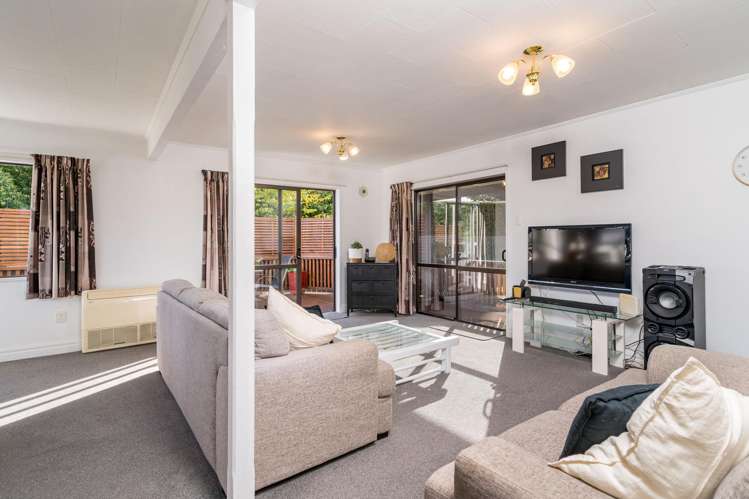62 Carlyle Road_5