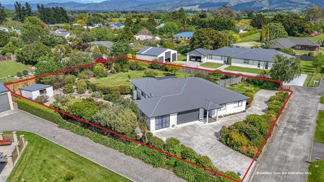 Family Home and Garden Oasis - BEO $920,000