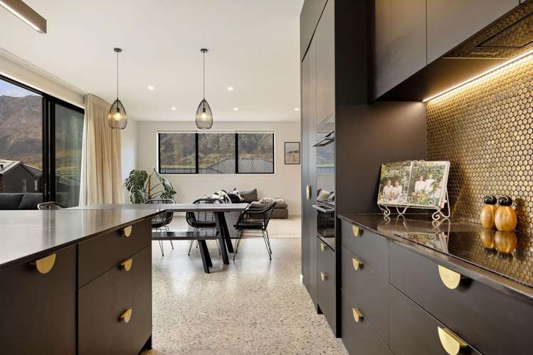 34 Friesian Close Jacks Point_5