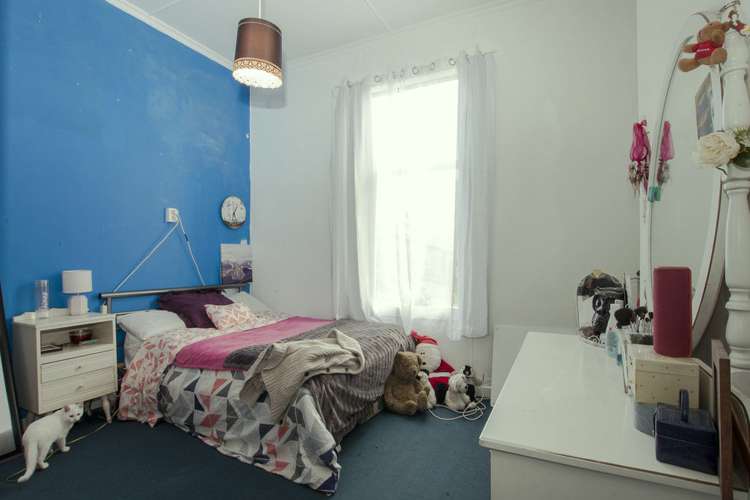 206 Foyle Street Bluff_9