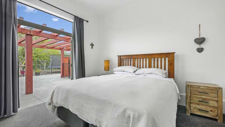 1045 The Lake Road Leeston_6