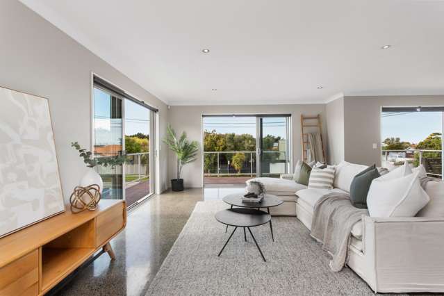 1/B Aston Drive Waimairi Beach_1