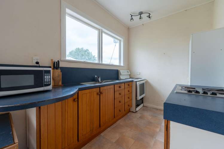 218 College Street West End_10