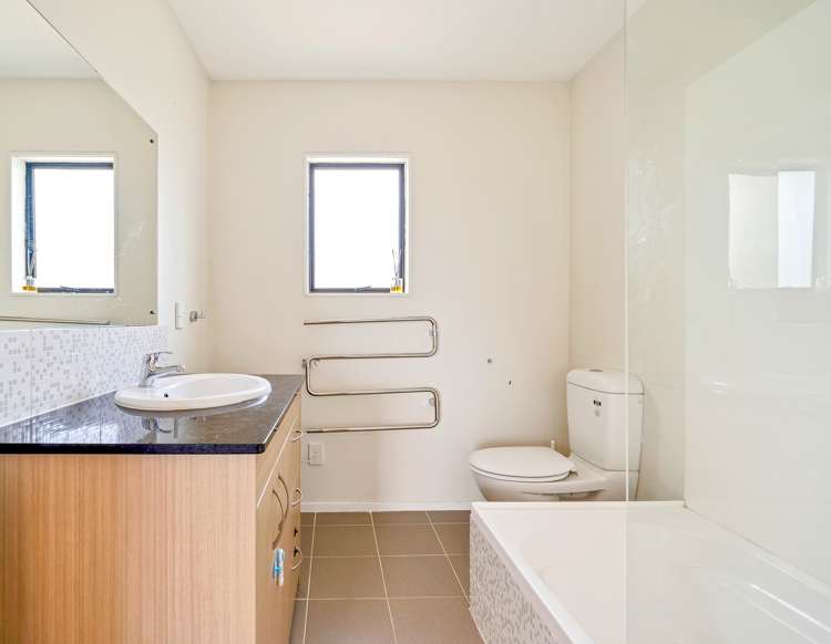 246 Te Atatu Road Te Atatu South_14