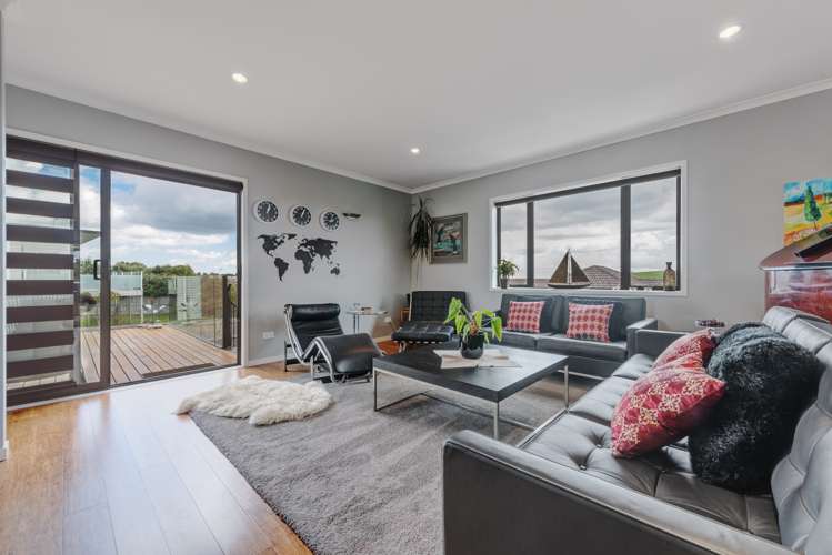 16 Fantail Crescent Maraetai_8