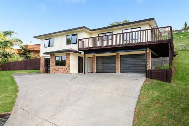 25 Bateleur Close Welcome Bay_1