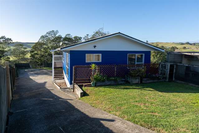 5 Harrys Place Kawakawa_2