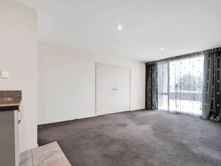 2 Honeysuckle Lane Ohauiti_28