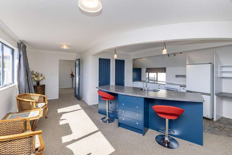 9 Marine Parade Paraparaumu Beach_15
