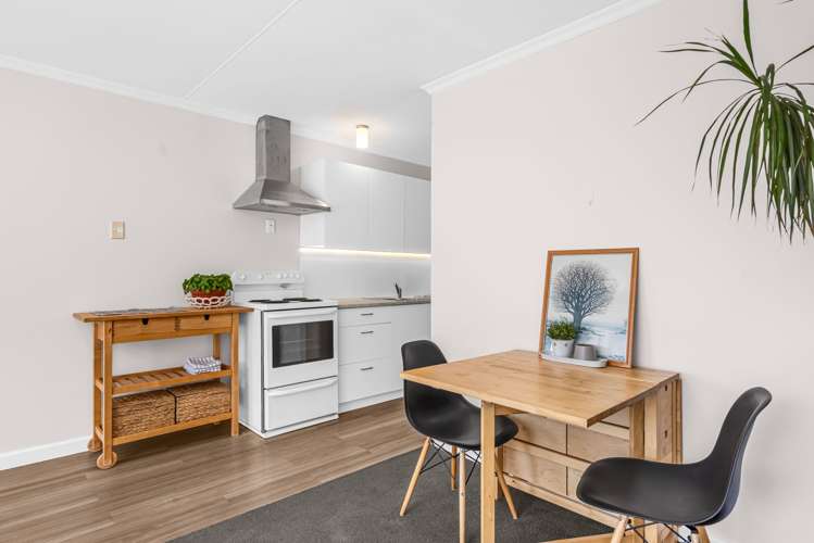 2/30 Murphy Street Toi Toi_6