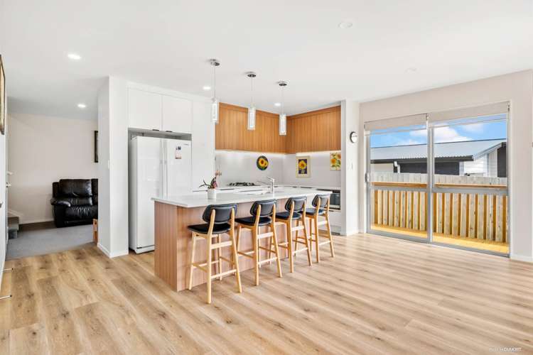 118 Parkview Drive Gulf Harbour_9