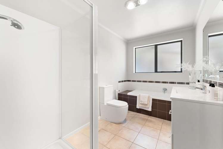 6 Pitoitoi Avenue Greenhithe_19