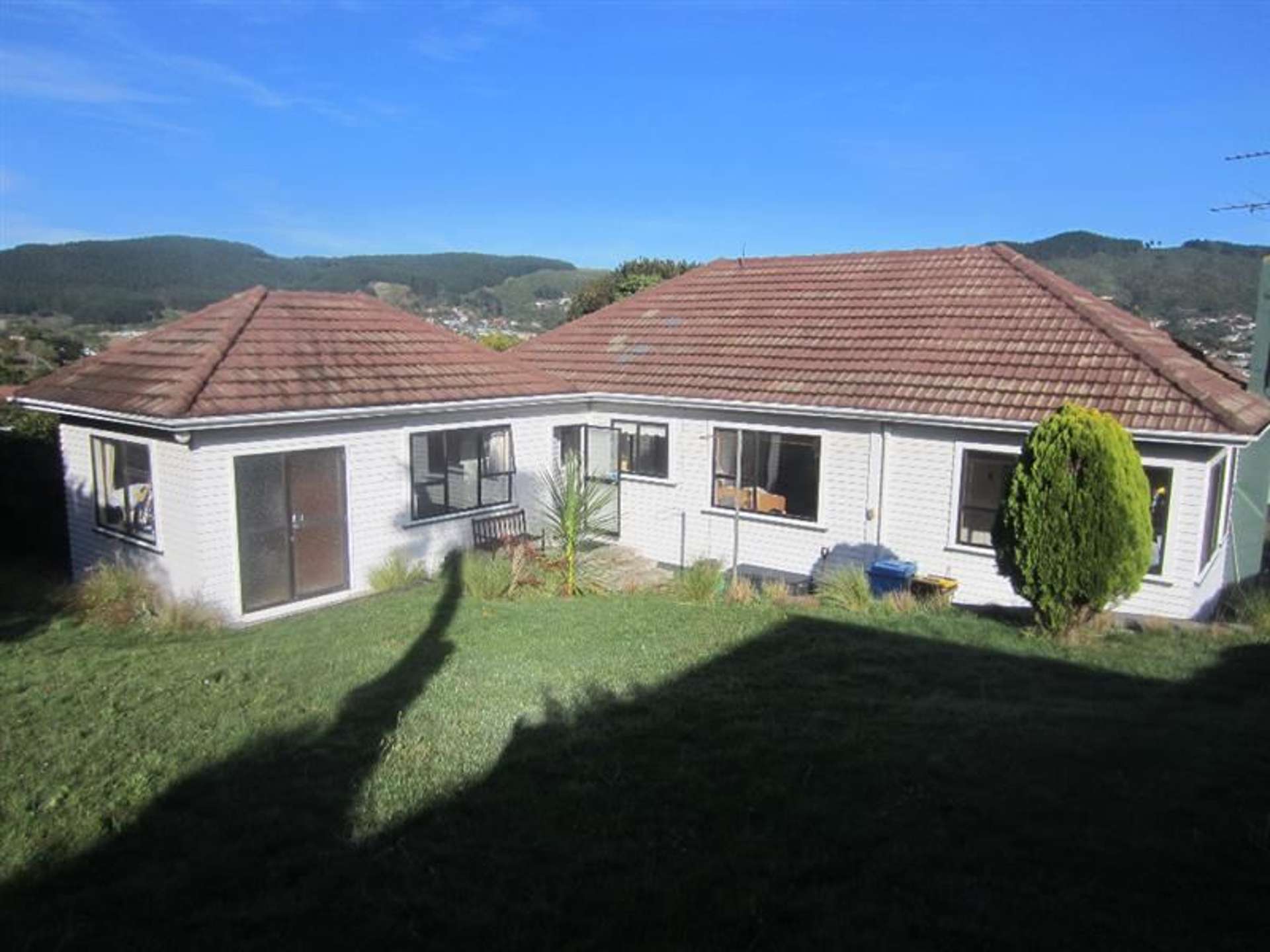 1b/20 Tawa Terrace Tawa_0