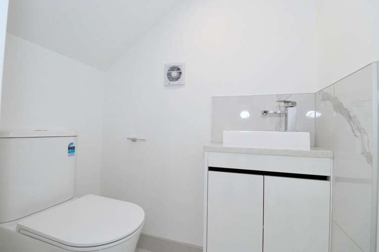 23F Camp Road Mt Wellington_12