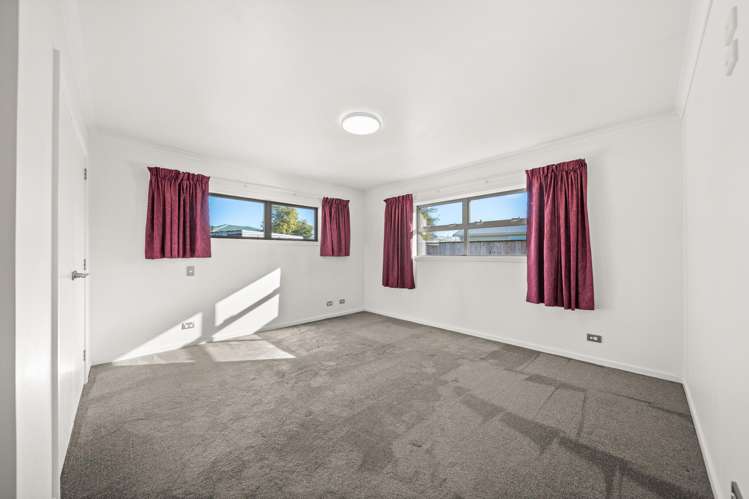 42 Fergusson Street Solway_24