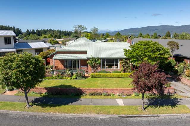 14 Bowen Street Te Anau_2