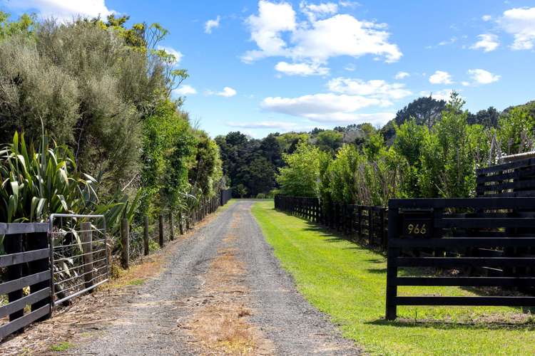 966 Kahikatea Flat Road Waitoki_12