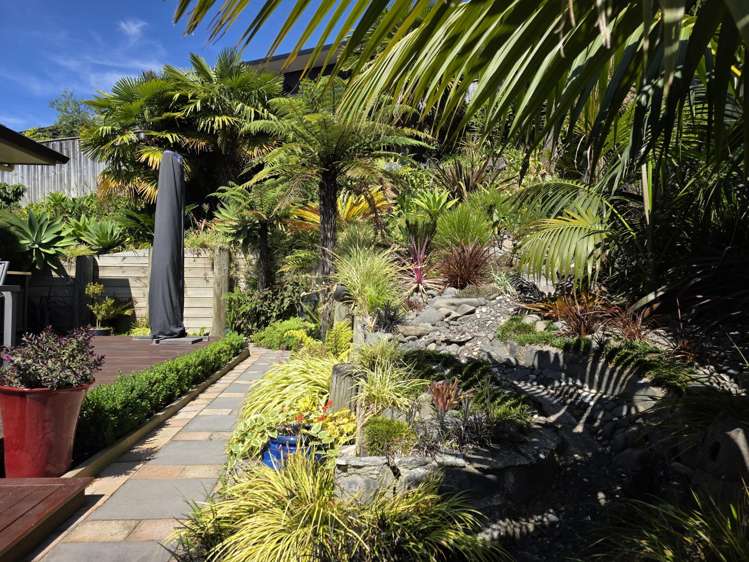 28 Churchill Drive Taradale_24