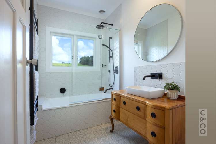 79 Mount Albion Rise Taupaki_34