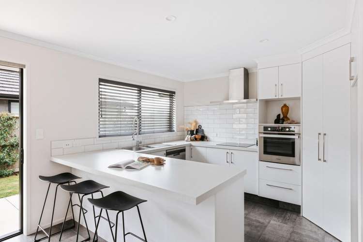 10 Fearnley Grove Pyes Pa_7