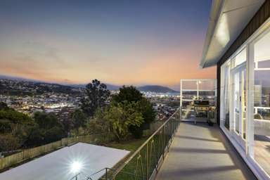 77 Easther Crescent_3