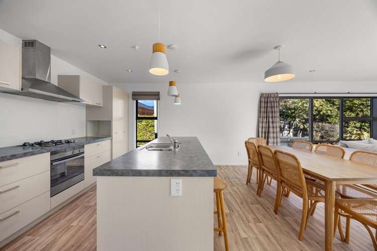 20 Bell Street Lake Hawea_12
