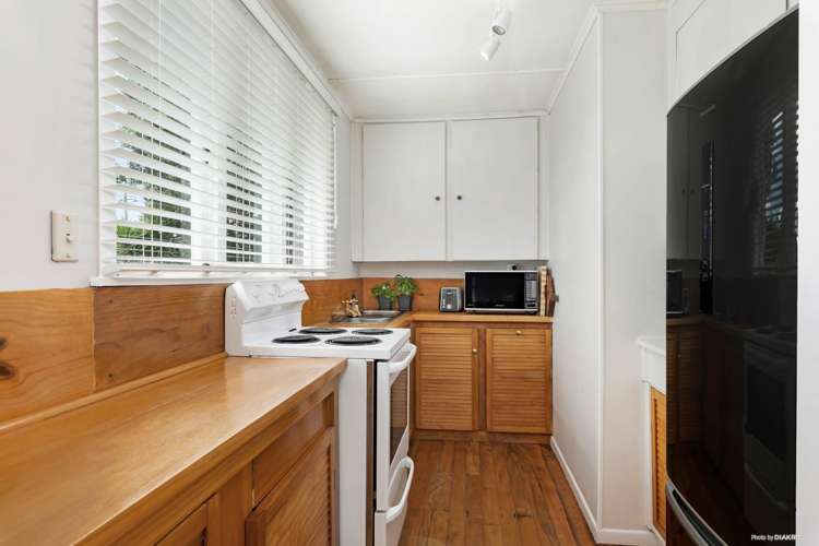 159 Portage Road New Lynn_5