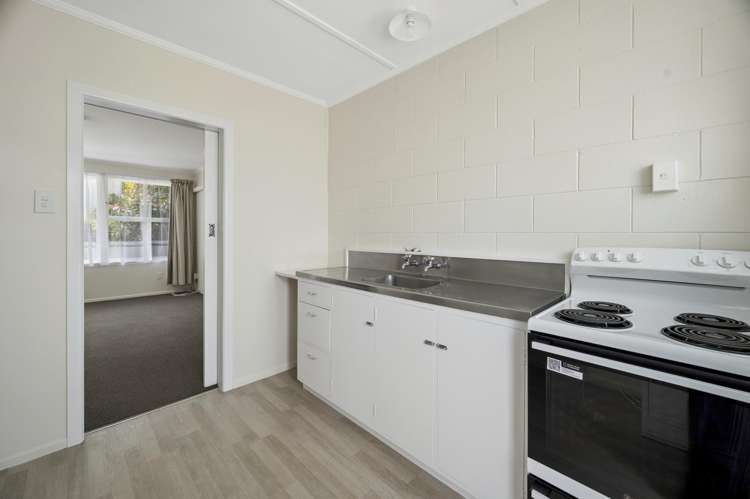 57C, D & E James Street Glenholme_27