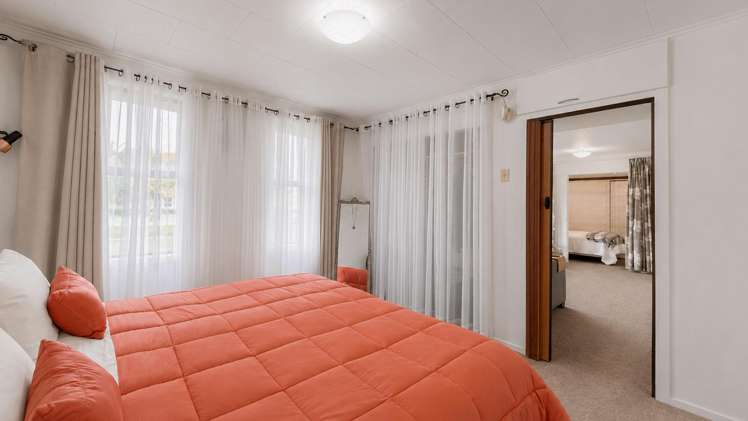 10 Tatahi Street Te Puru_11