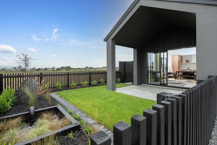 17 Horseshoe Terrace Baverstock_16