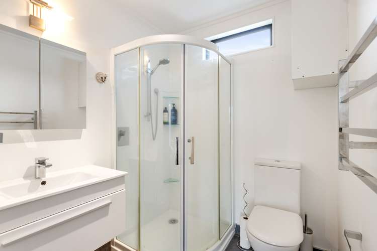 11 Hinemoa Place Snells Beach_12