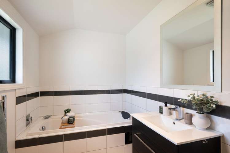 372 Arapaepae Road South Levin_13