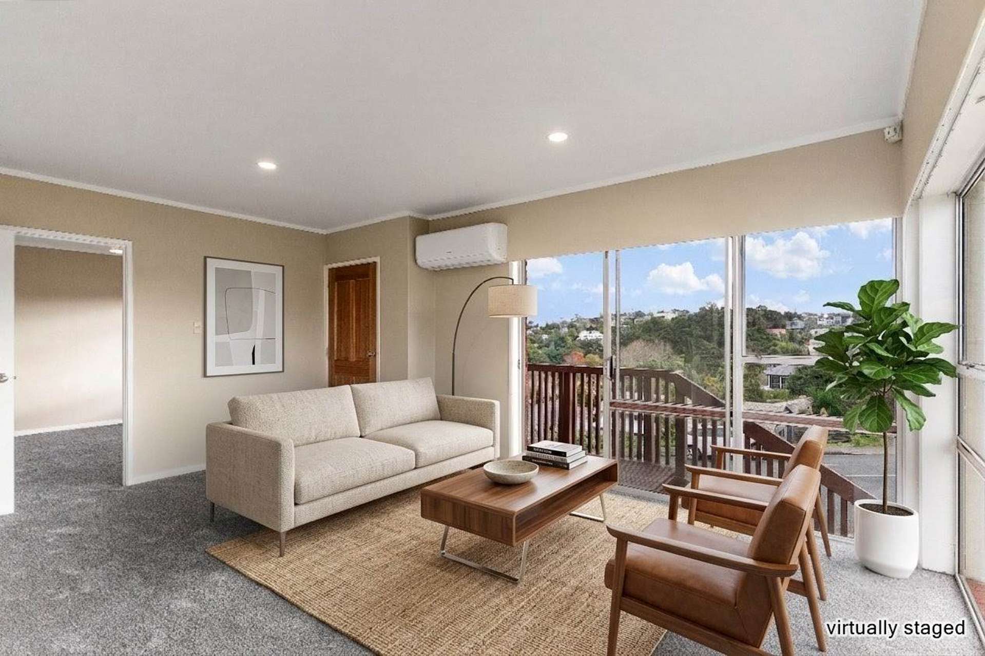 1/2 Cheval Drive Totara Vale_0