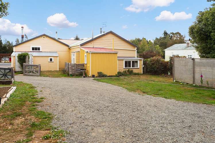 2900 Kimbolton Road Kimbolton_14