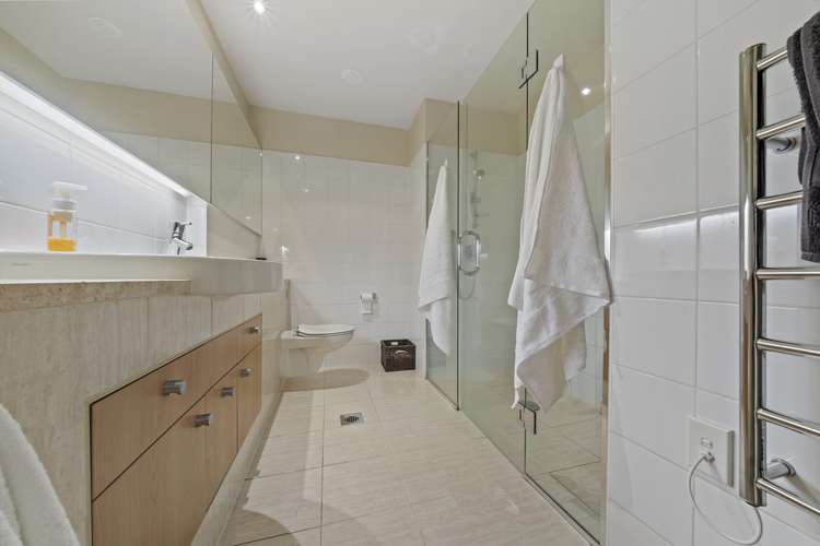 3i/42 Molesworth Street Thorndon_11