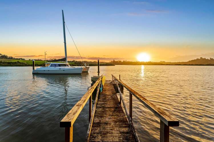 24 Poplar Road Stanmore Bay_1