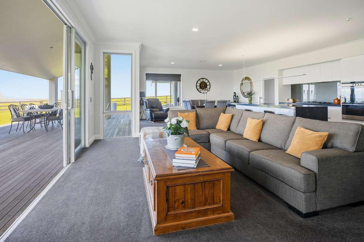 766A Back Miranda Road_3